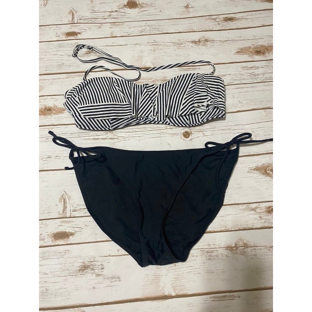 Black & White Ruffle Top Bikini XL